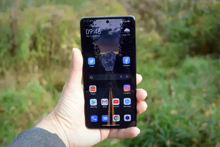 Recenzja Xiaomi Mi 11T - czy warto kupić ten model? Opinia i analiza.