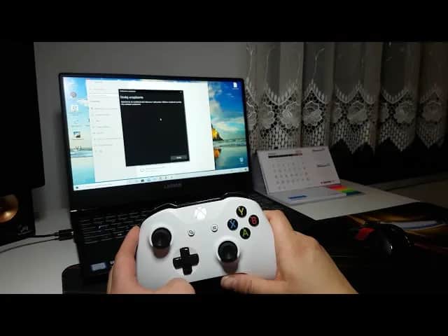 Jak podłączyć pada do PC bezprzewodowo: 8 prostych kroków