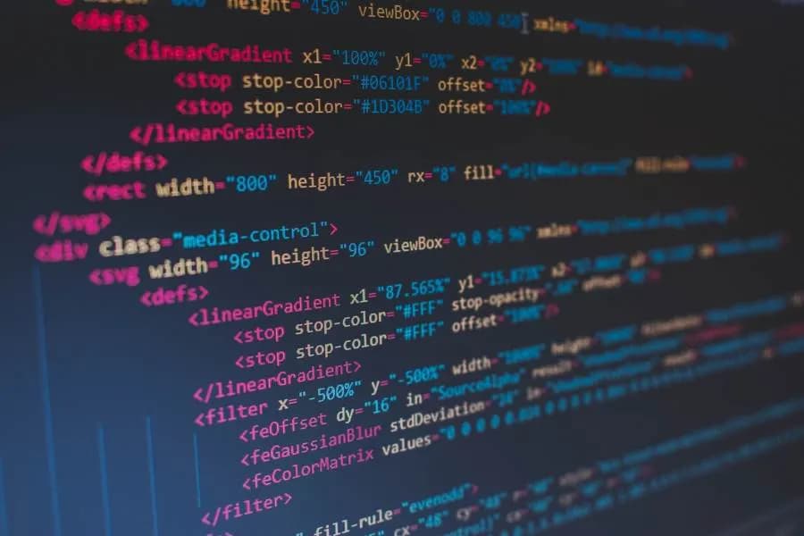 Jak łatwo dodać tło do strony HTML – proste kroki i przykłady kodu