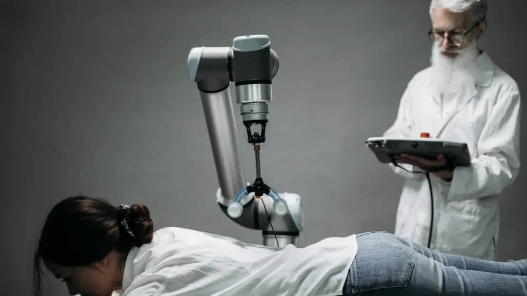 Czy sztuczna inteligencja zastąpi lekarzy? Przyszłość medycyny i jej ograniczenia